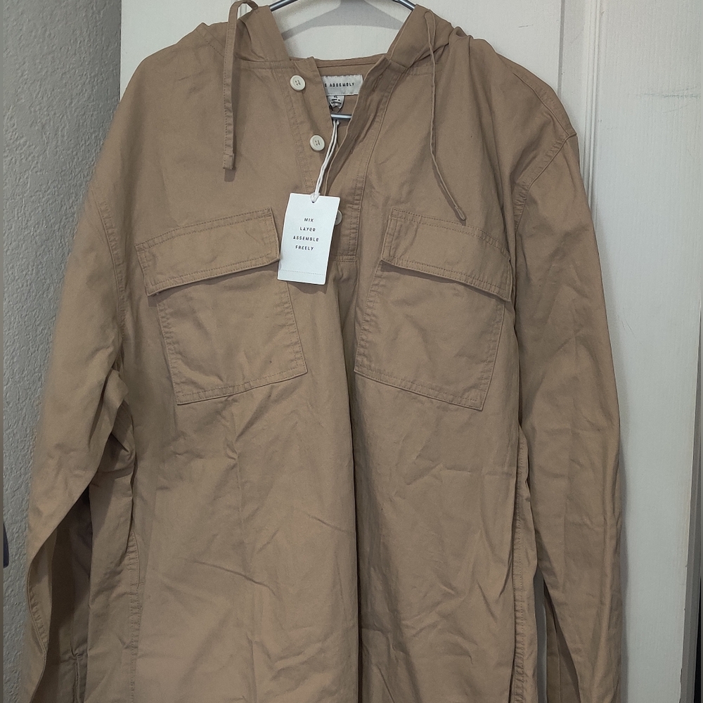 FREE ASSEMBLY Men's Hooded Popover Shirt *NWT* XL KHAKI